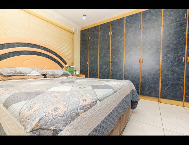 4 BEDROOM HOUSE FOR SALE IN ARENA PARK